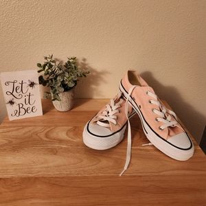 Converse - Size 6